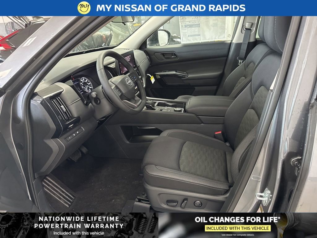 New 2026 Nissan Pathfinder SV image 10