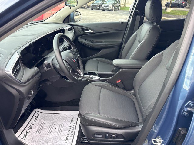 Used 2025 Buick Encore GX Preferred w/ Comfort Package FWD image 15