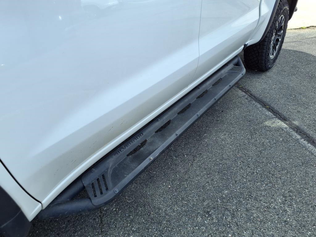 Used 2022 Chevrolet Silverado 1500 ZR2 w/ Technology Package image 8