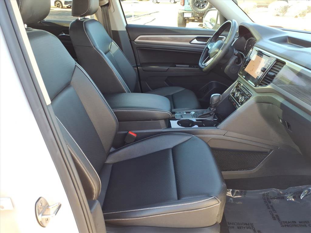Certified 2021 Volkswagen Atlas SEL image 11