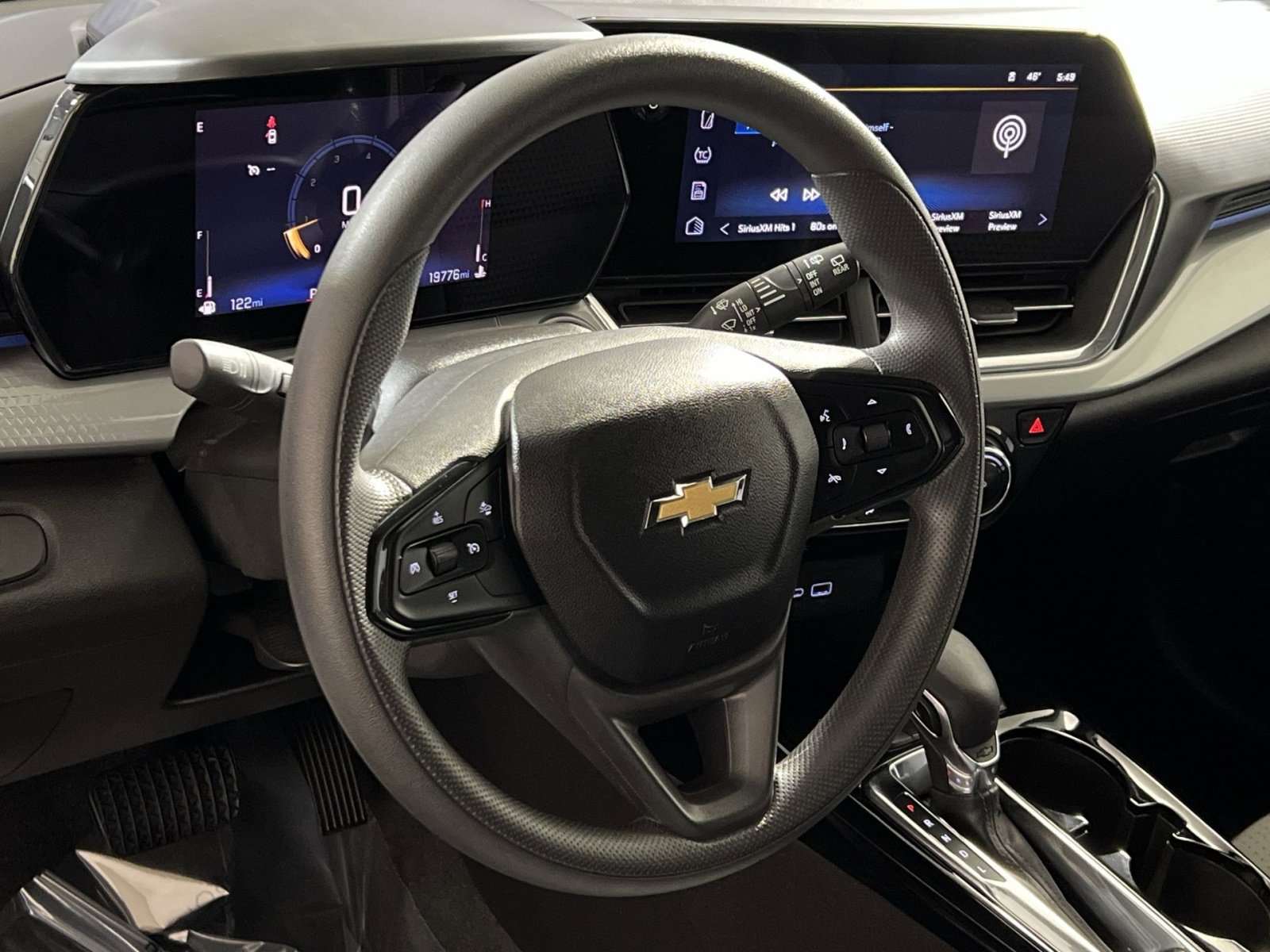 Used 2025 Chevrolet Trax LT image 14