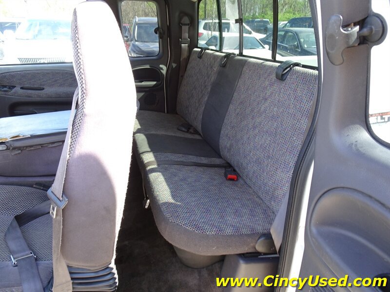 Used 2001 Dodge Ram 2500 Truck 2WD Quad Cab image 12