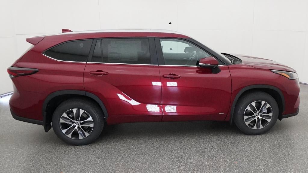 New 2026 Toyota Highlander XLE AWD/4WD image 11