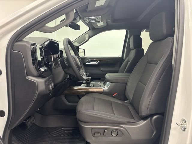 New 2026 Chevrolet Silverado 1500 LT w/ Z71 Off-Road Package AWD/4WD image 25