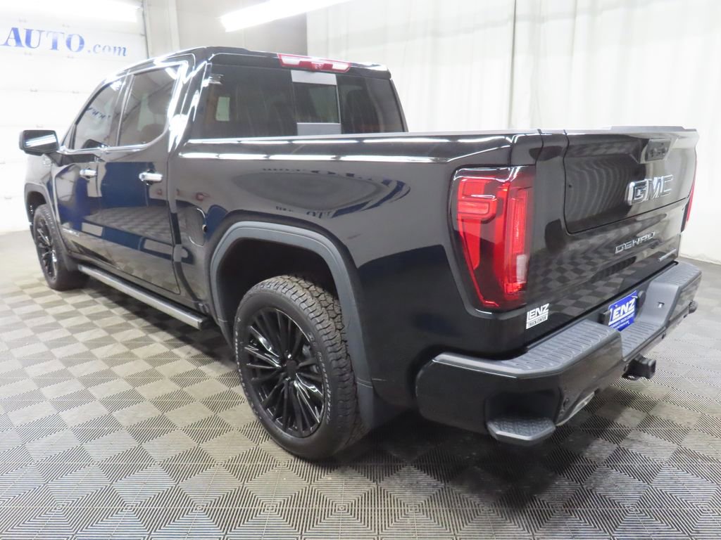 Used 2025 GMC Sierra 1500 Denali Ultimate AWD/4WD image 7