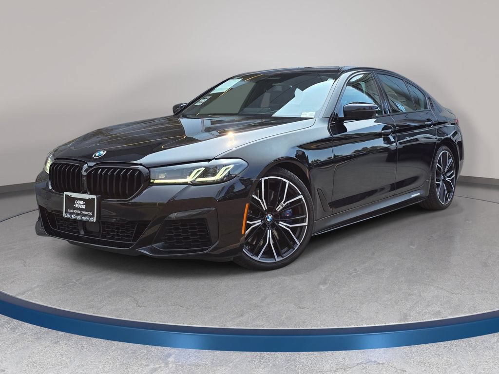 Used 2021 BMW M550i xDrive w/ Executive Package AWD/4WD video 1
