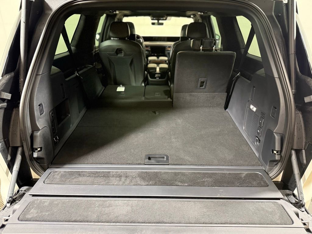 New 2025 Lincoln Navigator L Black Label image 44