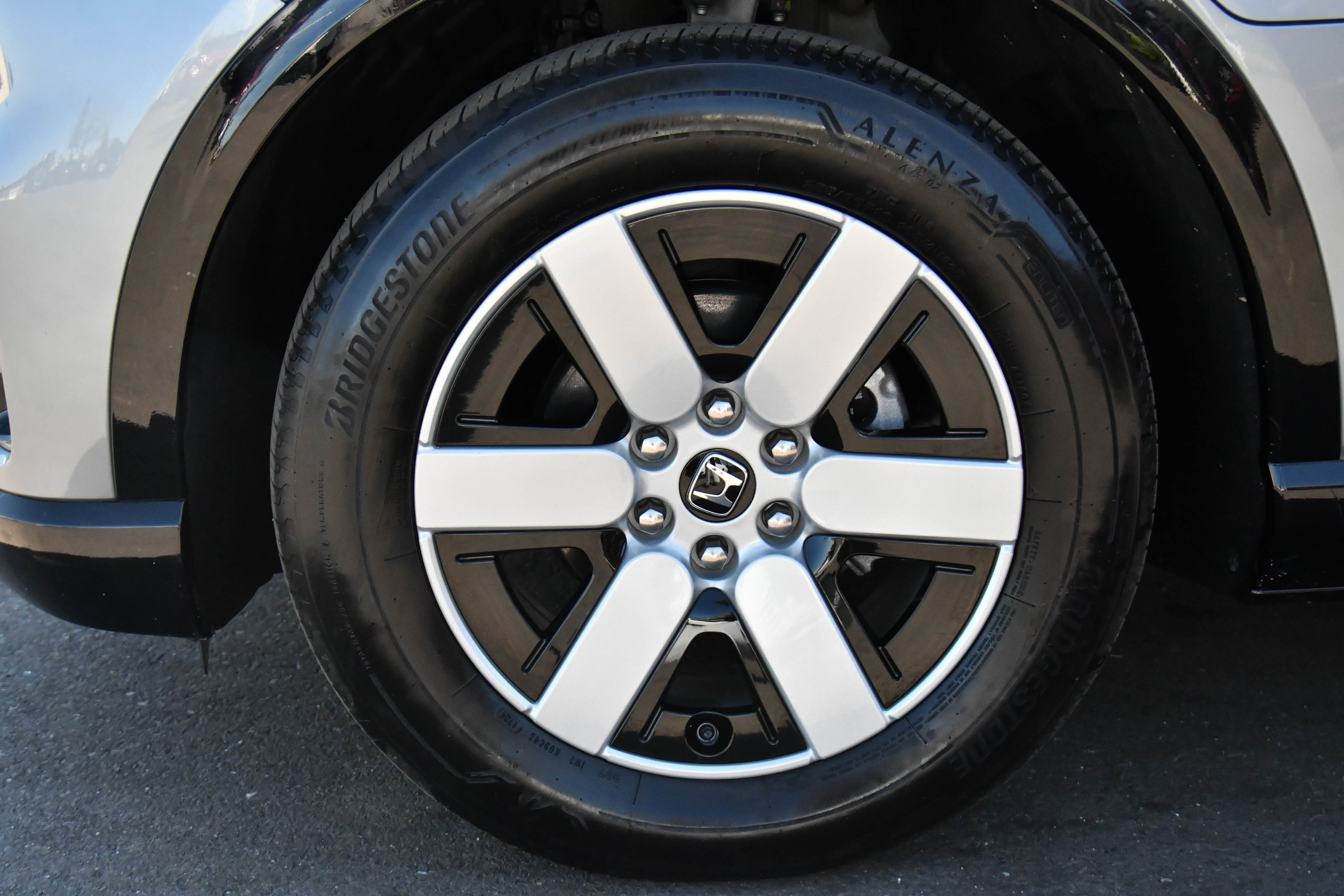 Used 2024 Honda Prologue Touring image 12