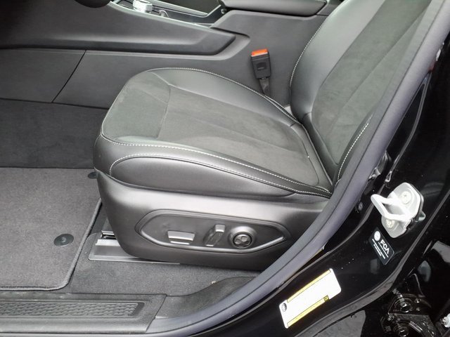 New 2025 Jeep Grand Cherokee Altitude image 8