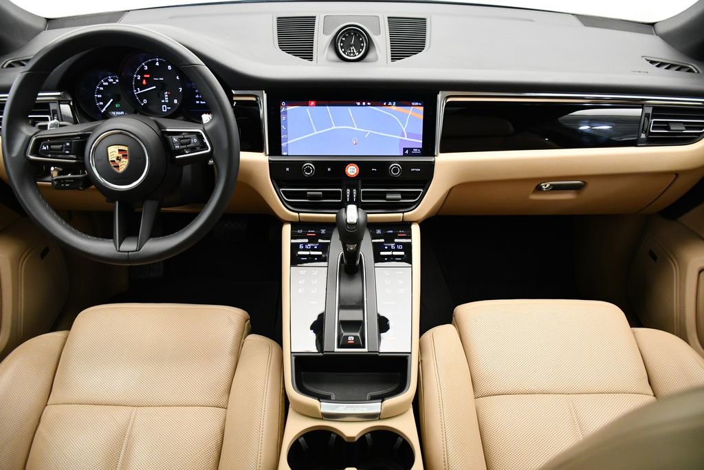 Used 2022 Porsche Macan image 23
