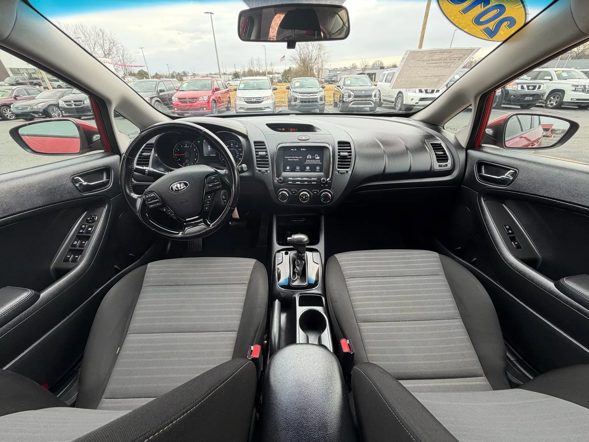 Used 2018 Kia Forte S image 11