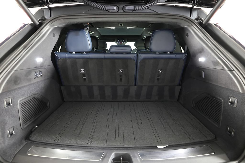 Used 2025 Cadillac Escalade IQ Luxury 2 w/ LPO, Premium Carpet Package AWD/4WD image 13