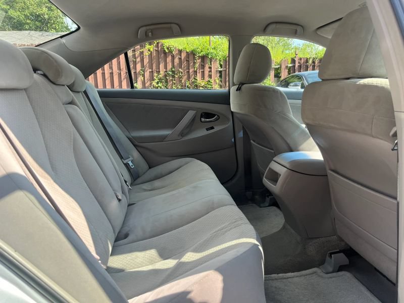 Used 2007 Toyota Camry LE FWD image 14
