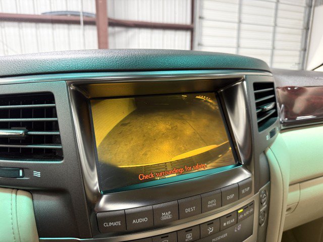 Used 2011 Lexus LX 570 4WD w/ Luxury Pkg image 24