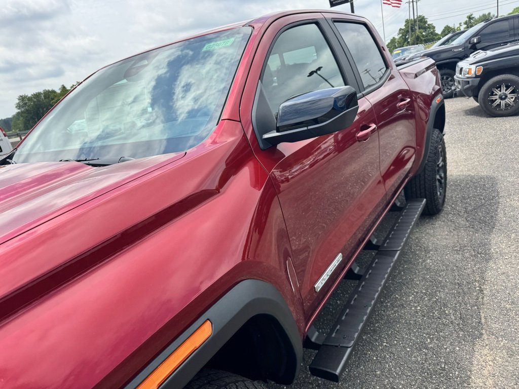 New 2025 GMC Canyon Elevation w/ Convenience Package image 14