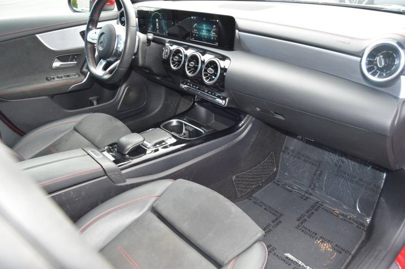 Used 2020 Mercedes-Benz CLA 250 image 20