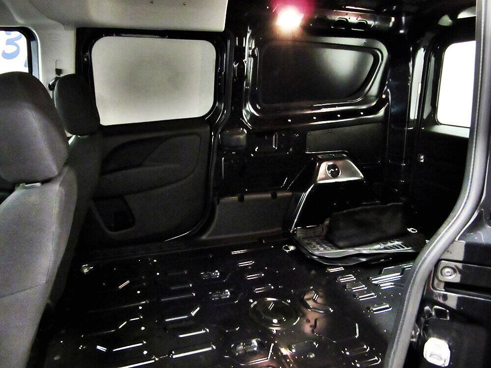 Used 2019 RAM ProMaster City Tradesman FWD image 9