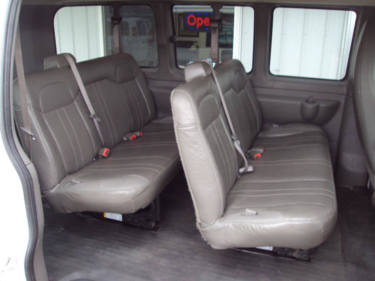 Used 2014 Chevrolet Express 1500 LS AWD/4WD image 11