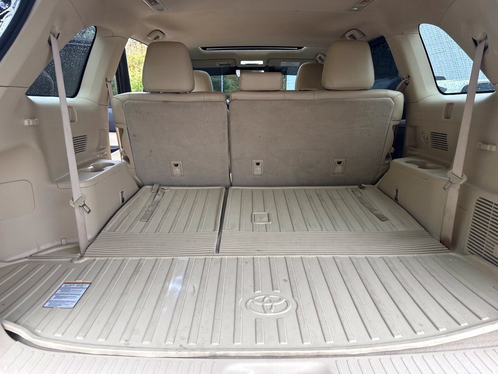 Used 2019 Toyota Highlander XLE AWD/4WD image 13
