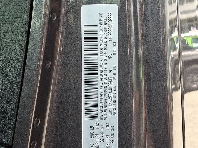 Used 2018 Jeep Wrangler Unlimited Sahara w/ Cold Weather Group AWD/4WD image 26
