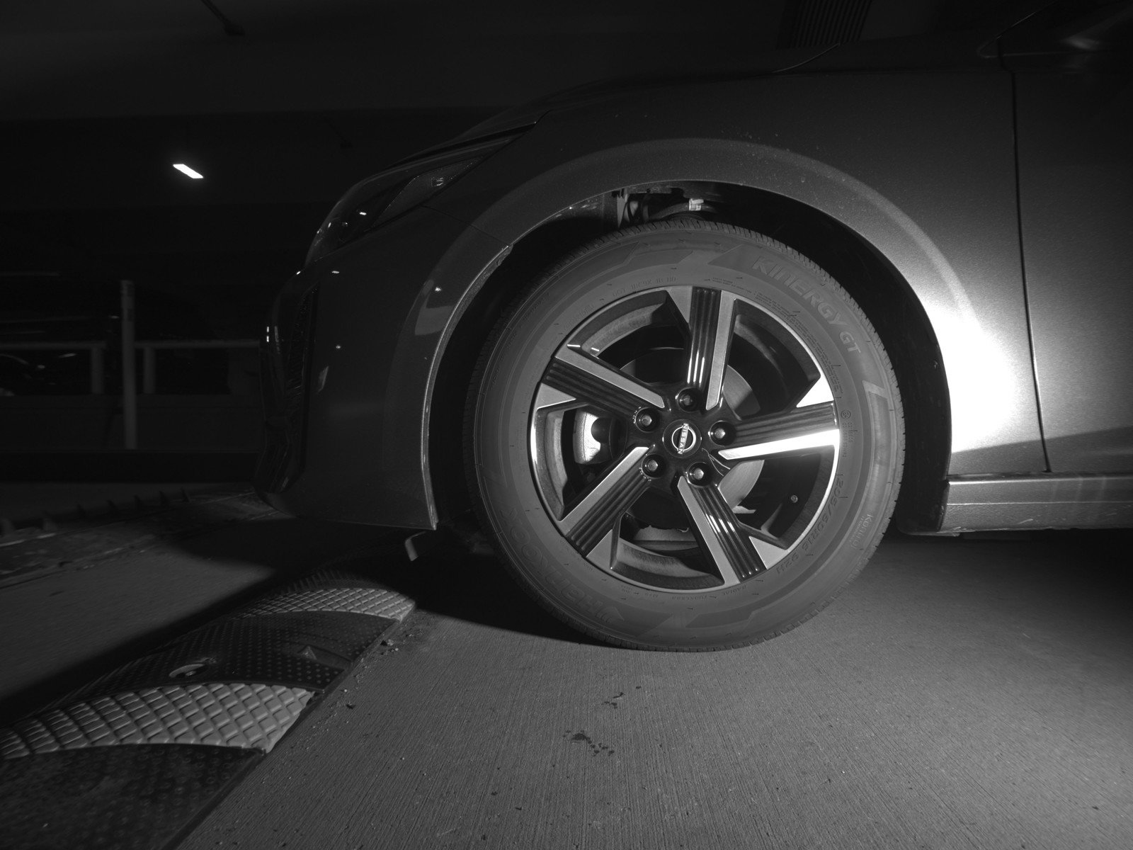 Used 2025 Nissan Sentra SV image 12