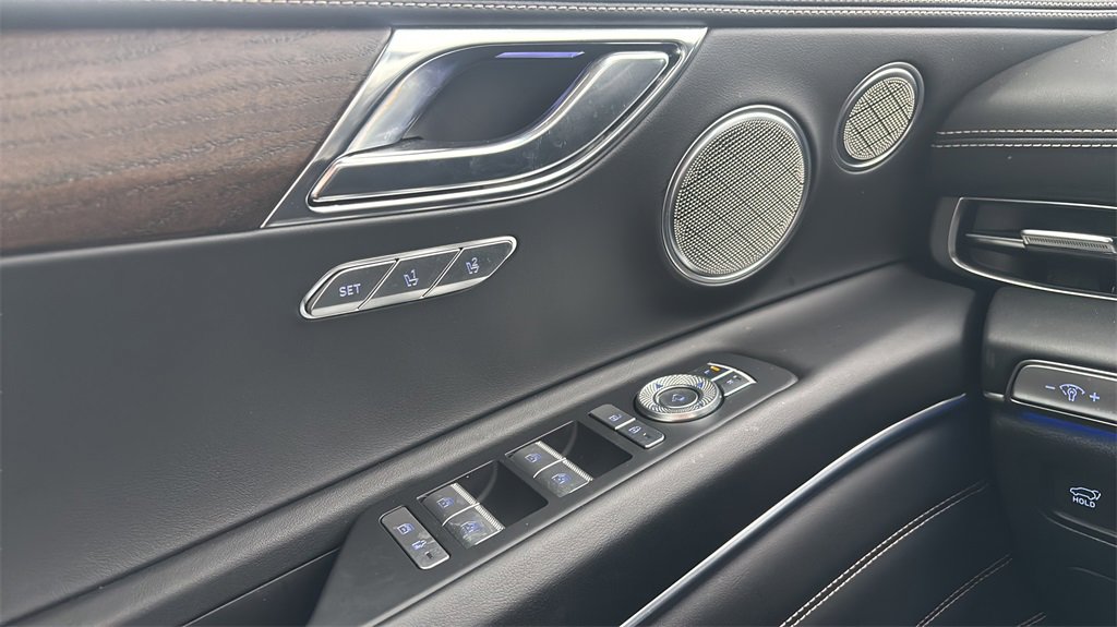 Used 2024 Genesis GV80 3.5T w/ Prestige Package image 16