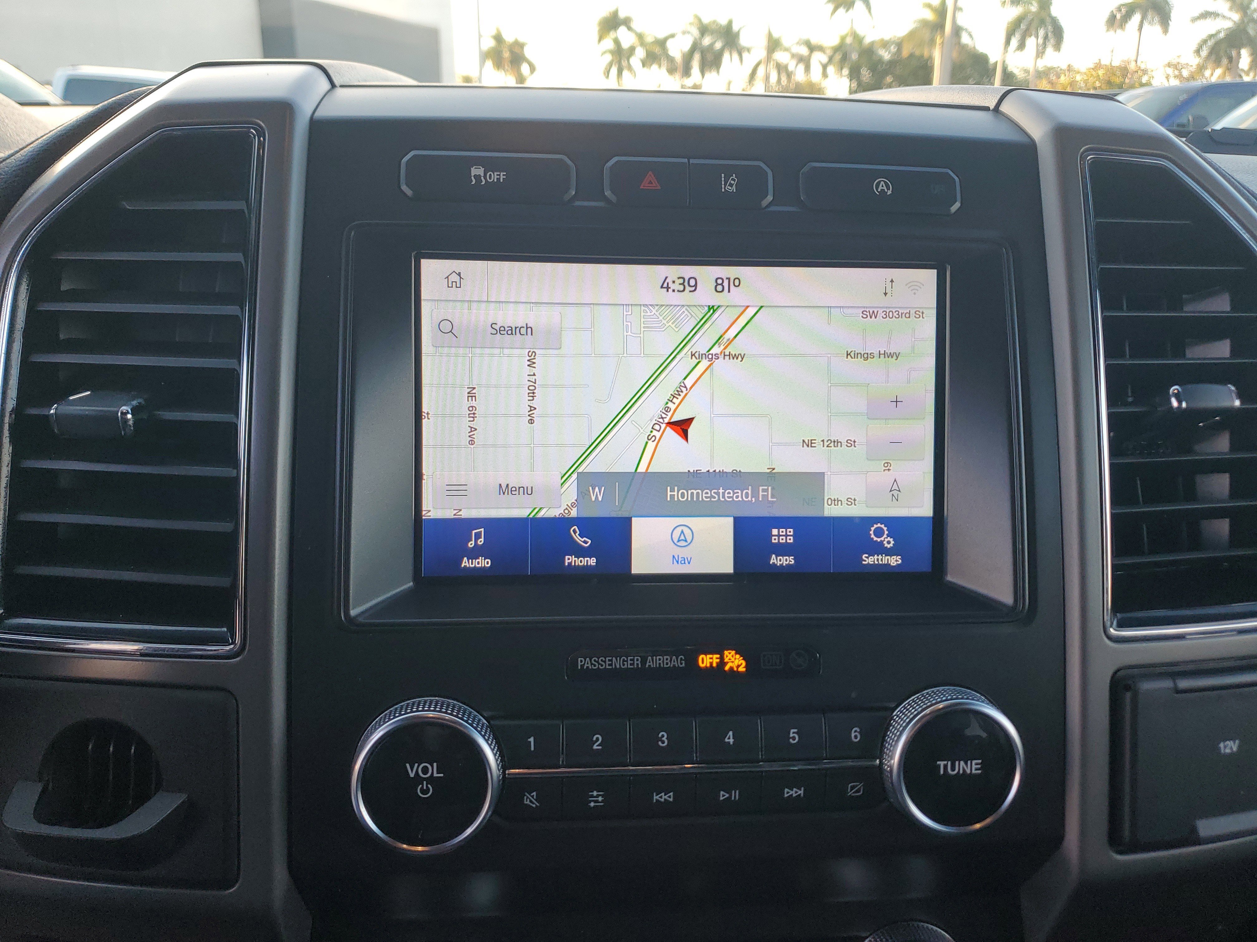 Used 2020 Ford Expedition Max XLT w/ Equipment Group 202A image 10