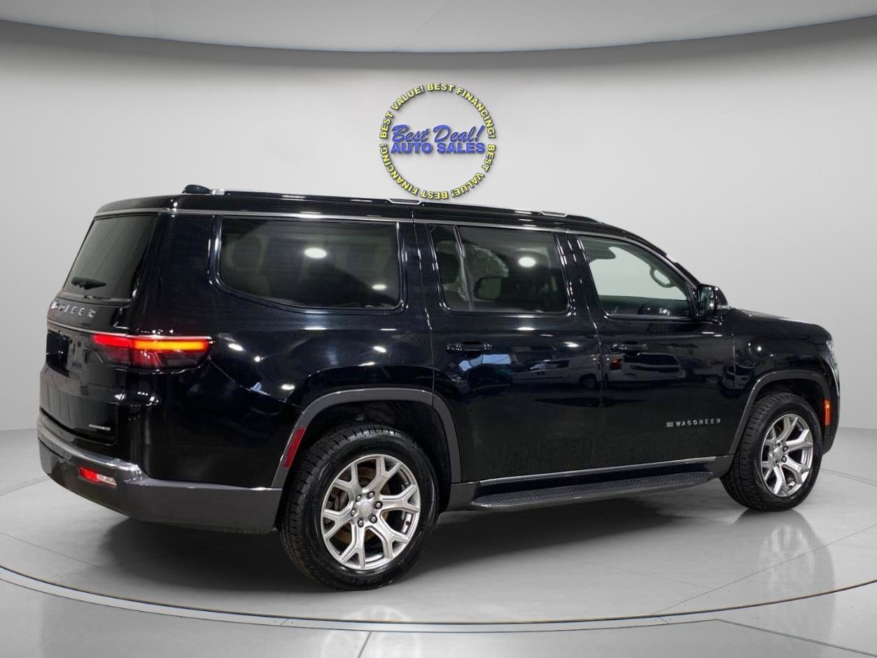 Used 2022 Jeep Wagoneer Series I w/ Premium Group I AWD/4WD image 5