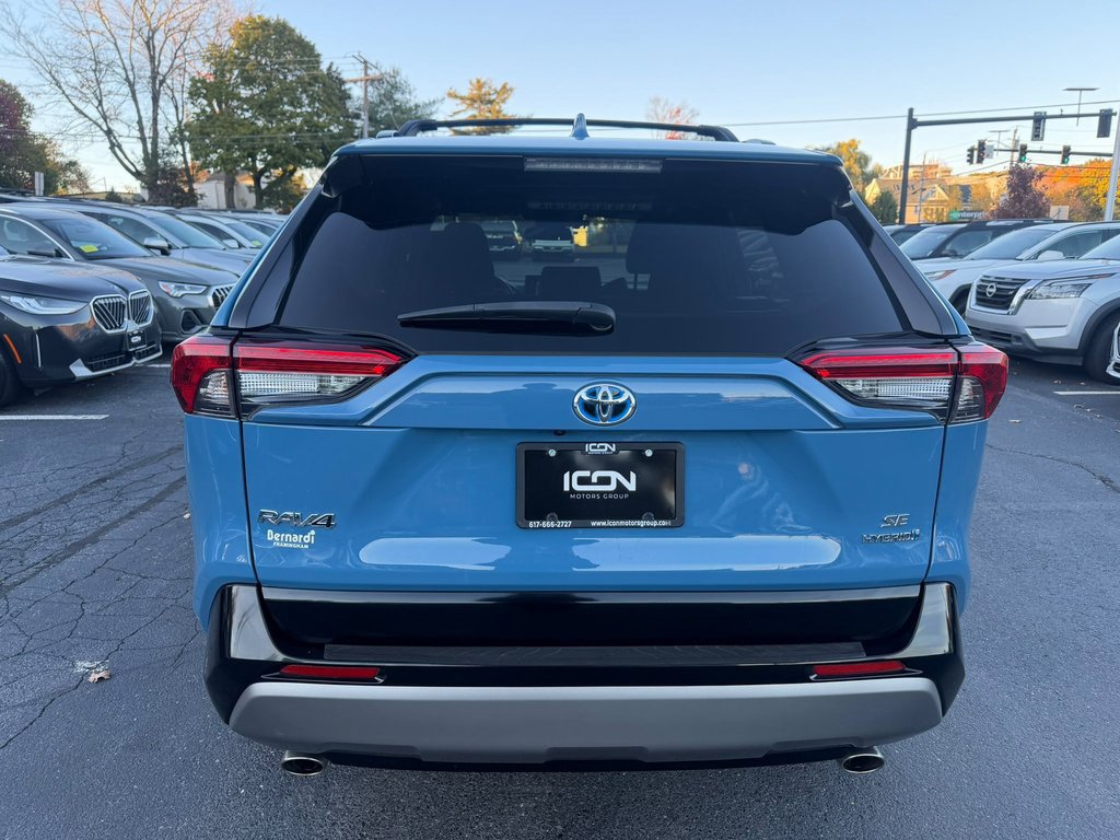 Used 2022 Toyota RAV4 SE w/ SE Grade Weather Package AWD/4WD image 4