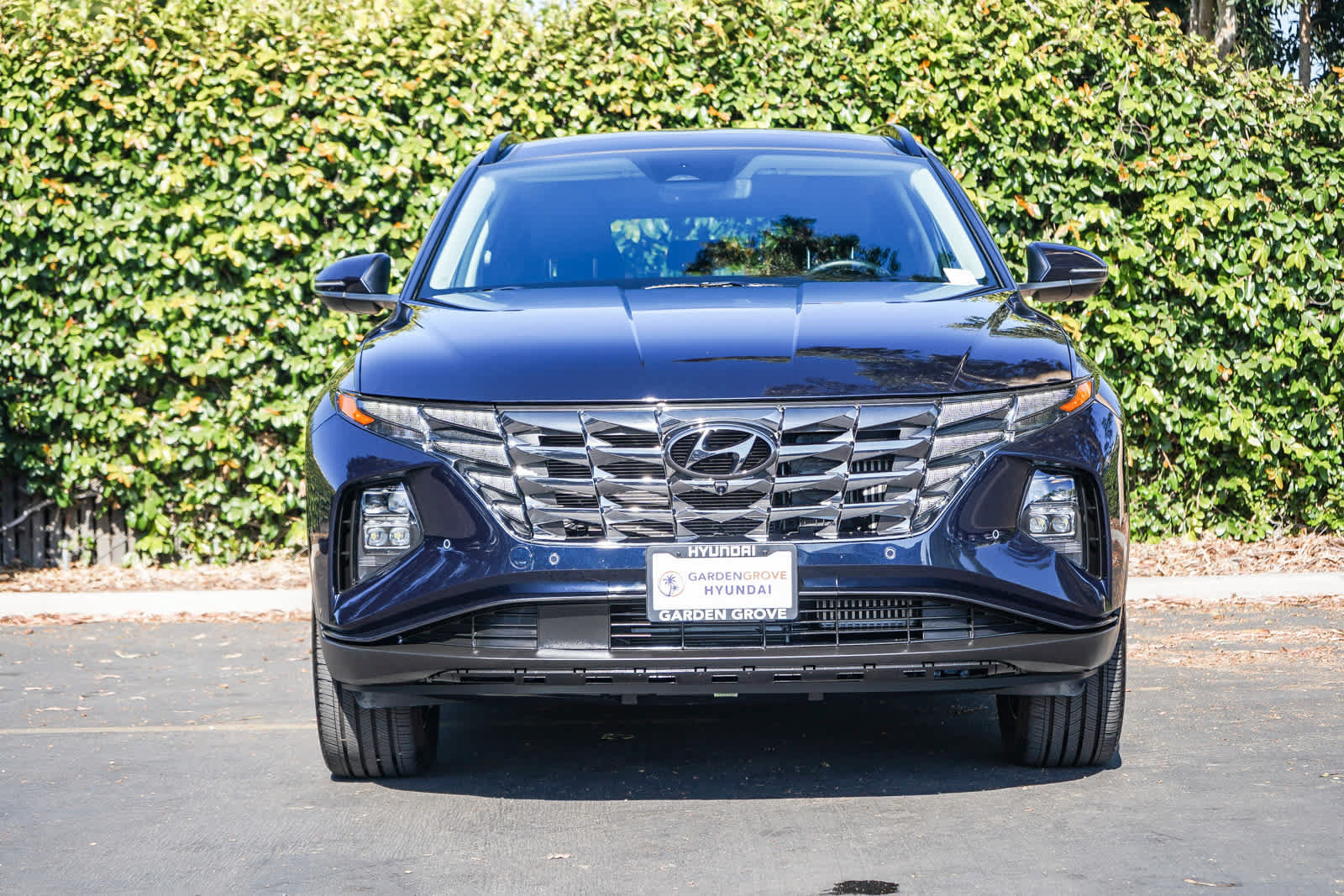 Certified 2024 Hyundai Tucson Limited AWD/4WD image 2