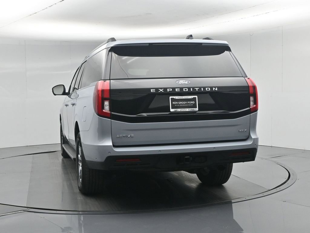Used 2025 Ford Expedition Max Active RWD image 32