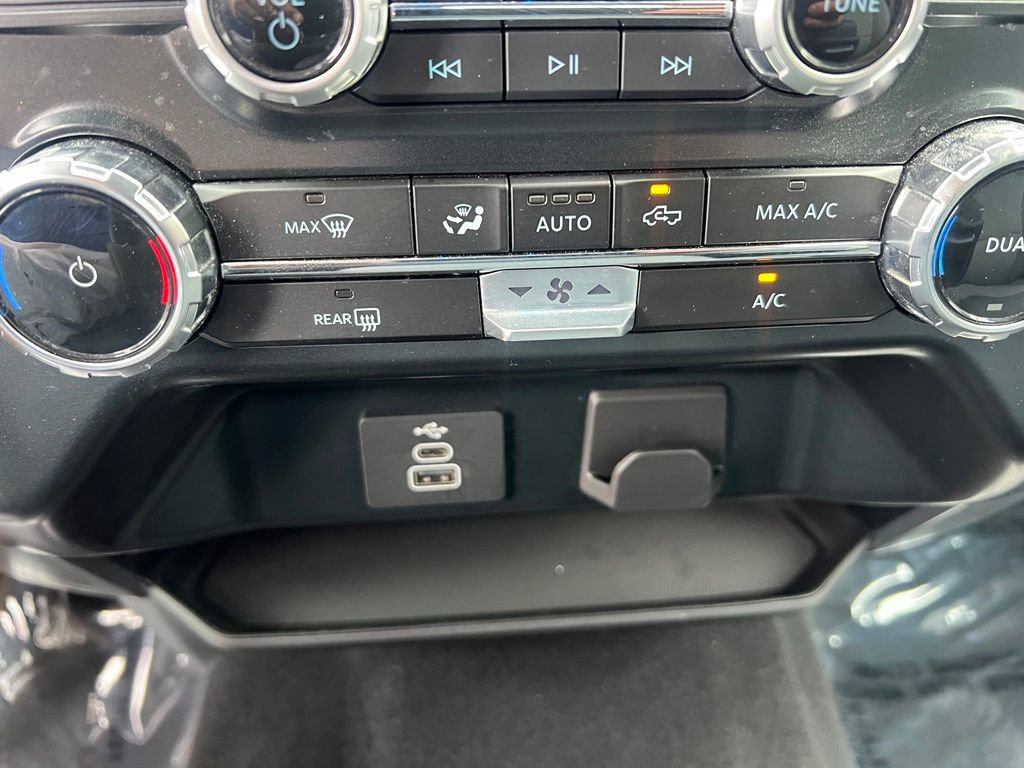 Used 2025 Ford F150 XLT w/ Equipment Group 301A Standard AWD/4WD image 45