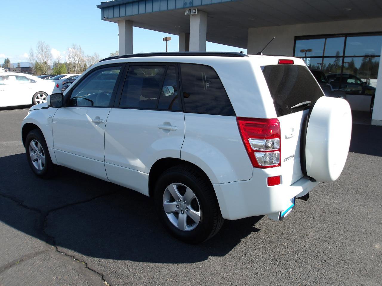 Used 2008 Suzuki Grand Vitara Luxury AWD/4WD image 3