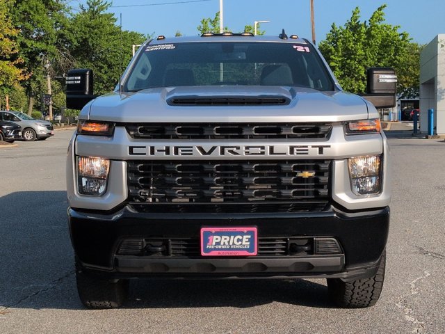 Used 2021 Chevrolet Silverado 2500 Custom w/ Custom Value Package AWD/4WD image 2