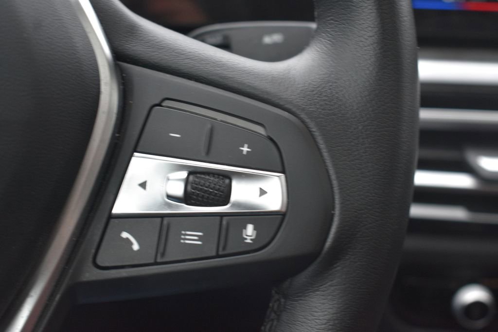 Used 2023 BMW i4 eDrive35 image 17