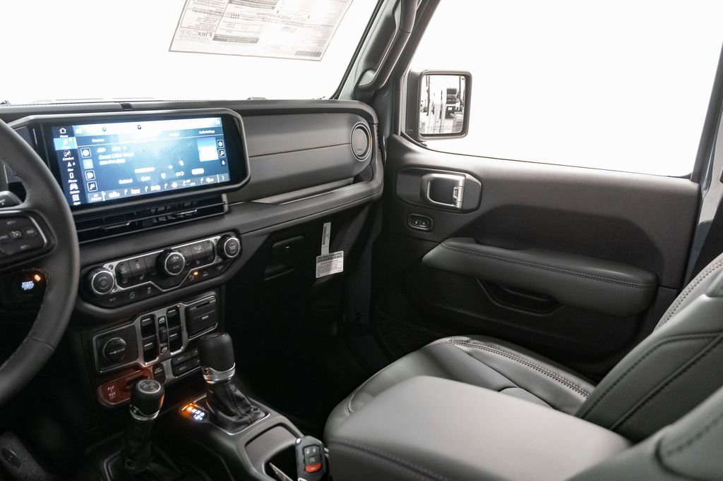 New 2026 Jeep Gladiator Mojave image 10