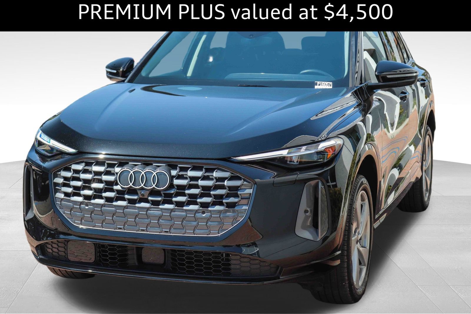 Certified 2025 Audi Q5 Premium Plus w/ Premium Plus AWD/4WD image 3