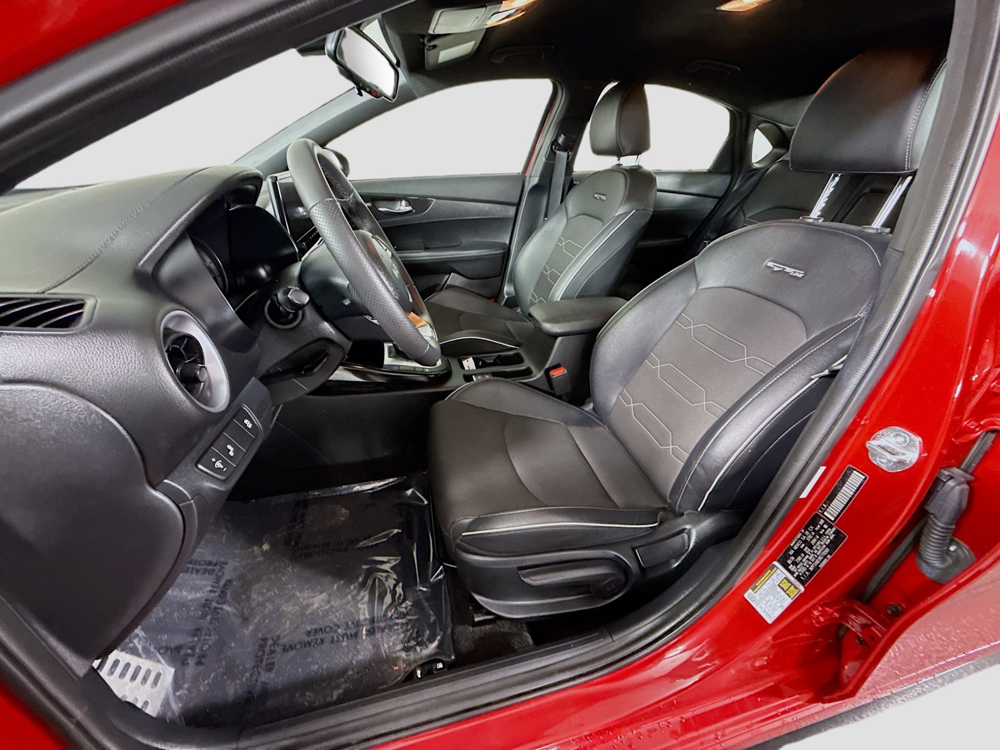 Used 2024 Kia Forte GT-Line image 19