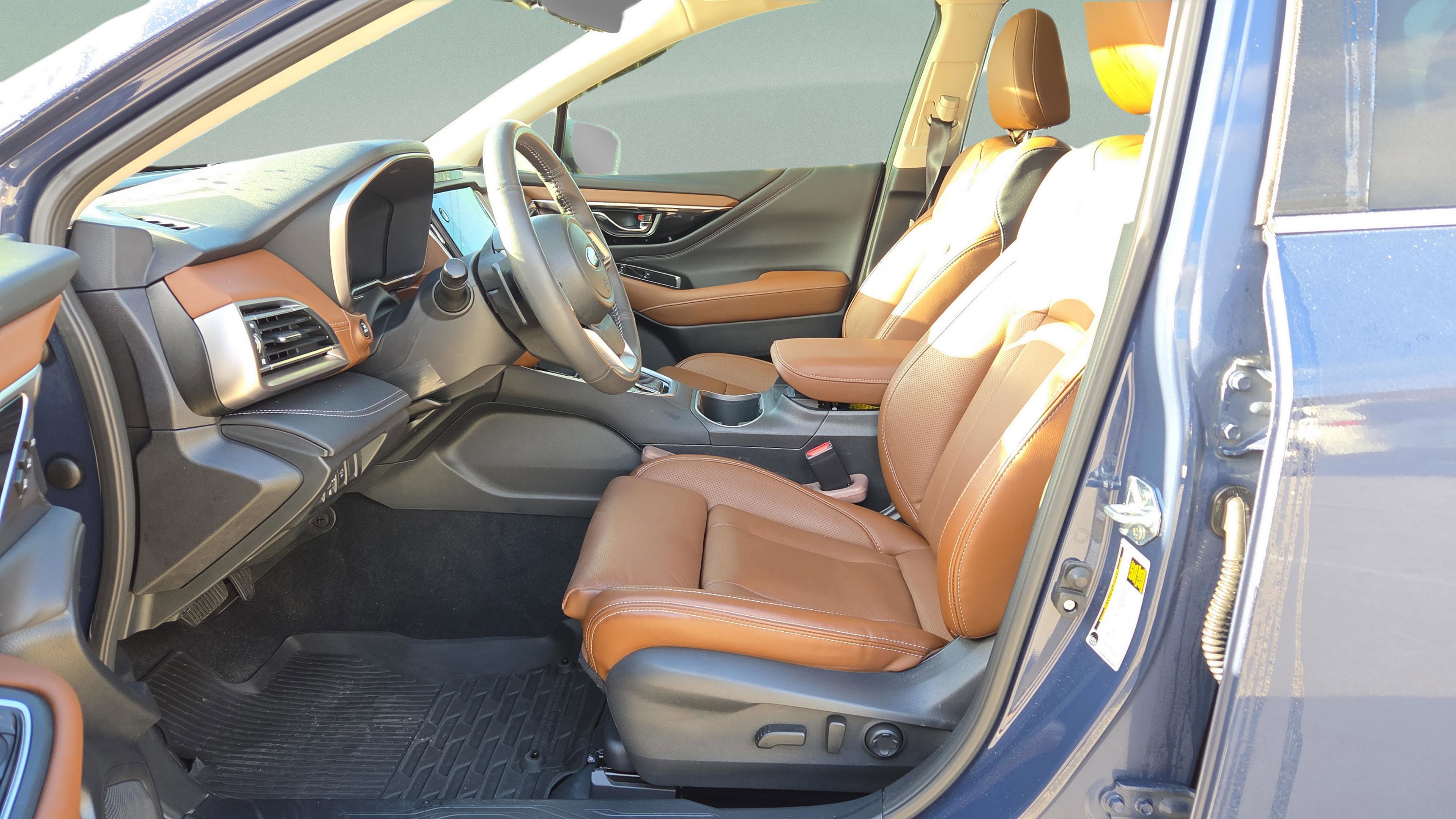 Used 2025 Subaru Outback Touring XT w/ Popular Package #2 image 11