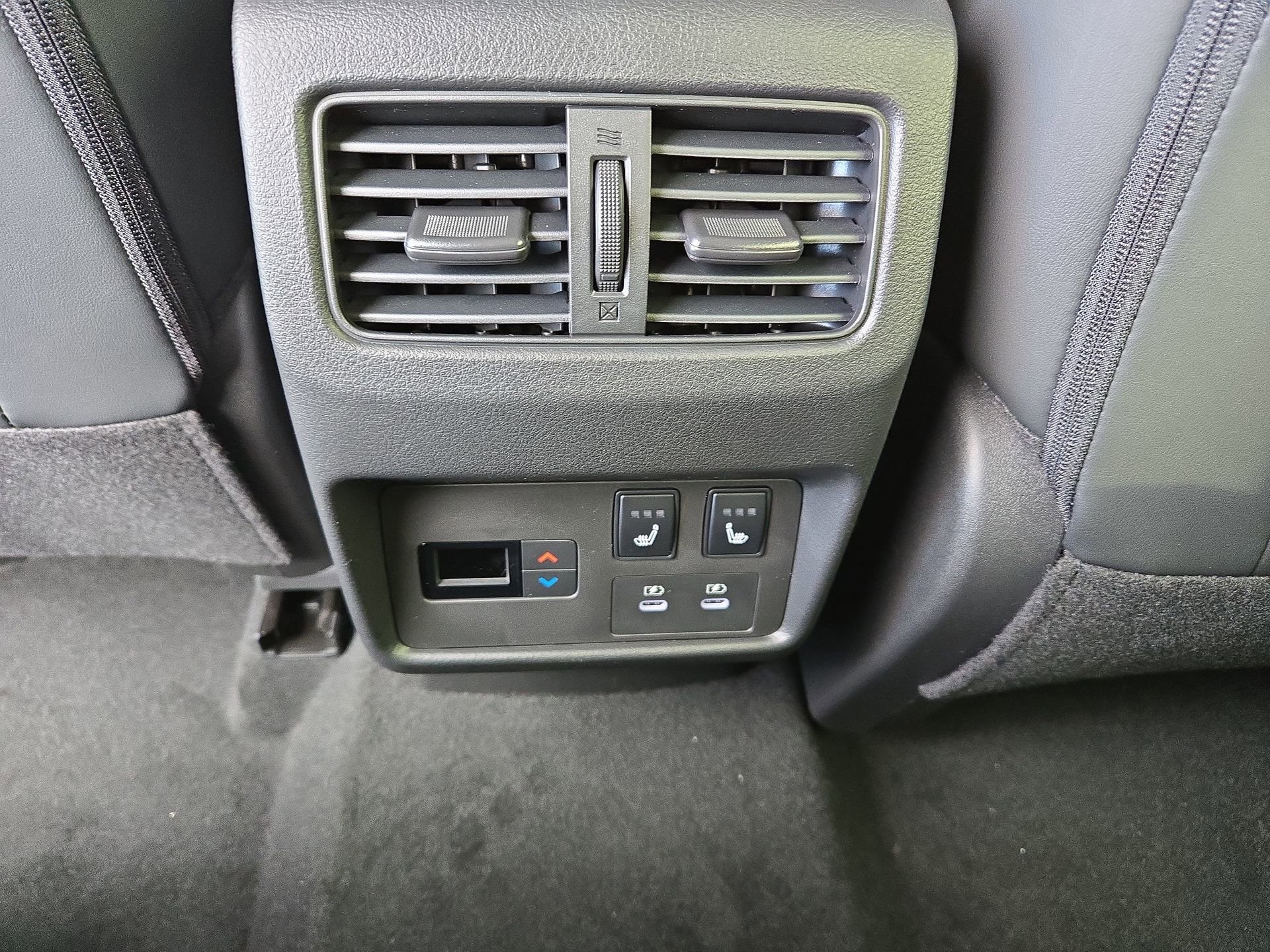 New 2026 Nissan Rogue Platinum w/ Platinum Premium Package AWD/4WD image 18