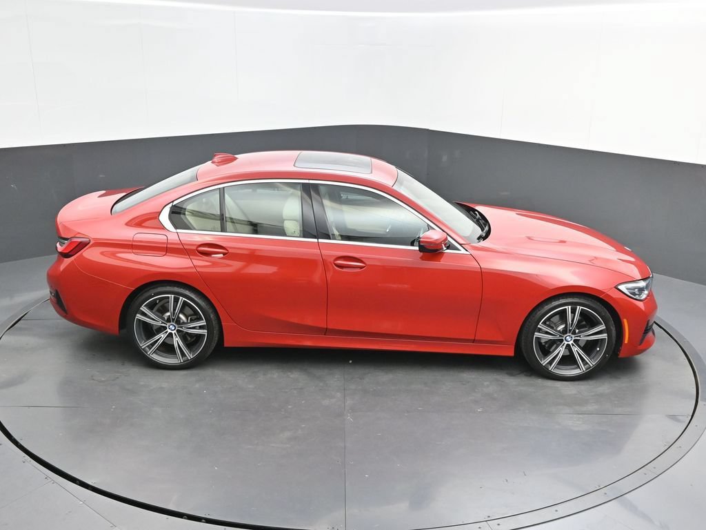 Used 2022 BMW 330i Sedan w/ Driving Assistance Package RWD image 39
