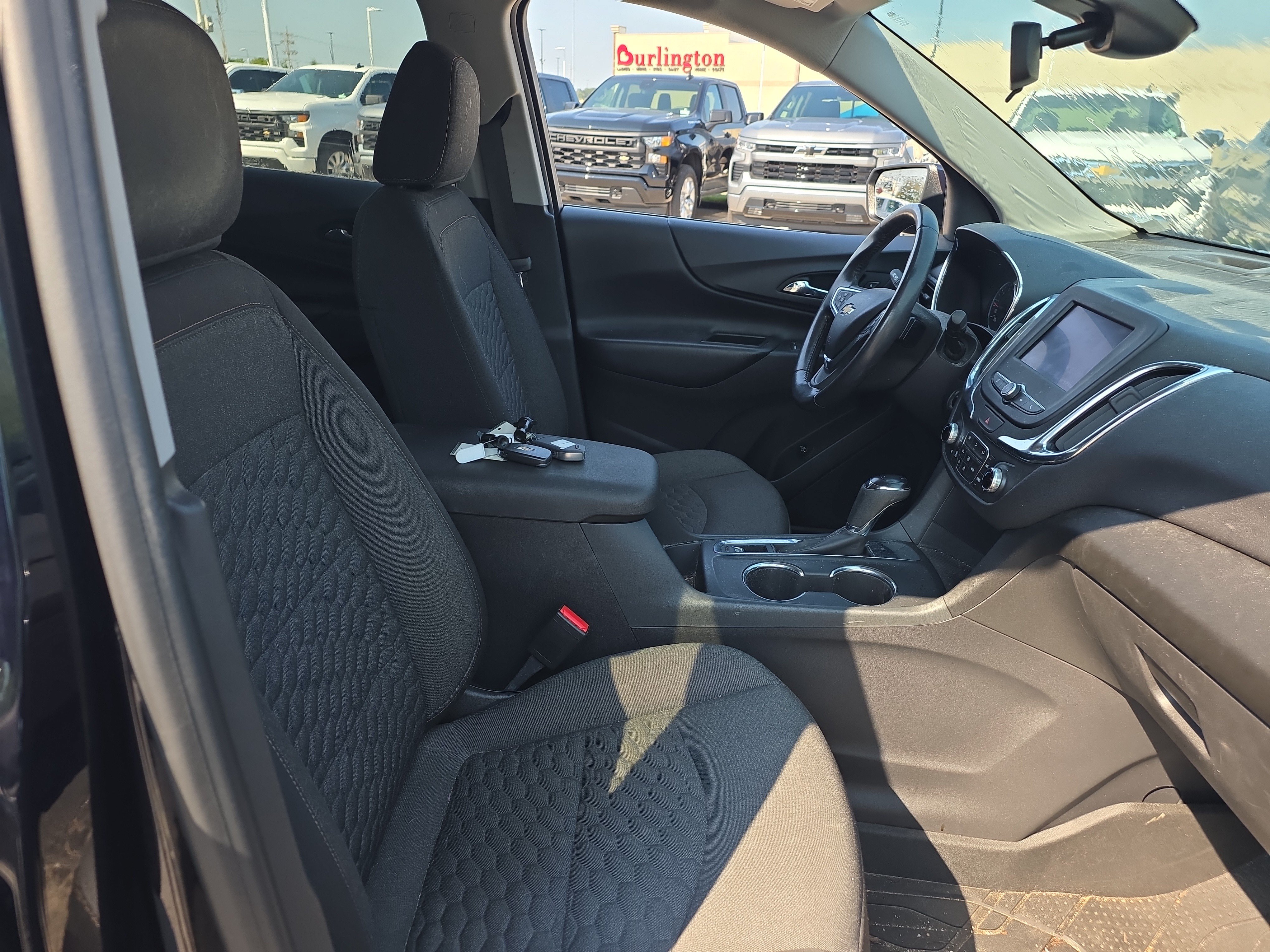 Used 2020 Chevrolet Equinox LT FWD image 8