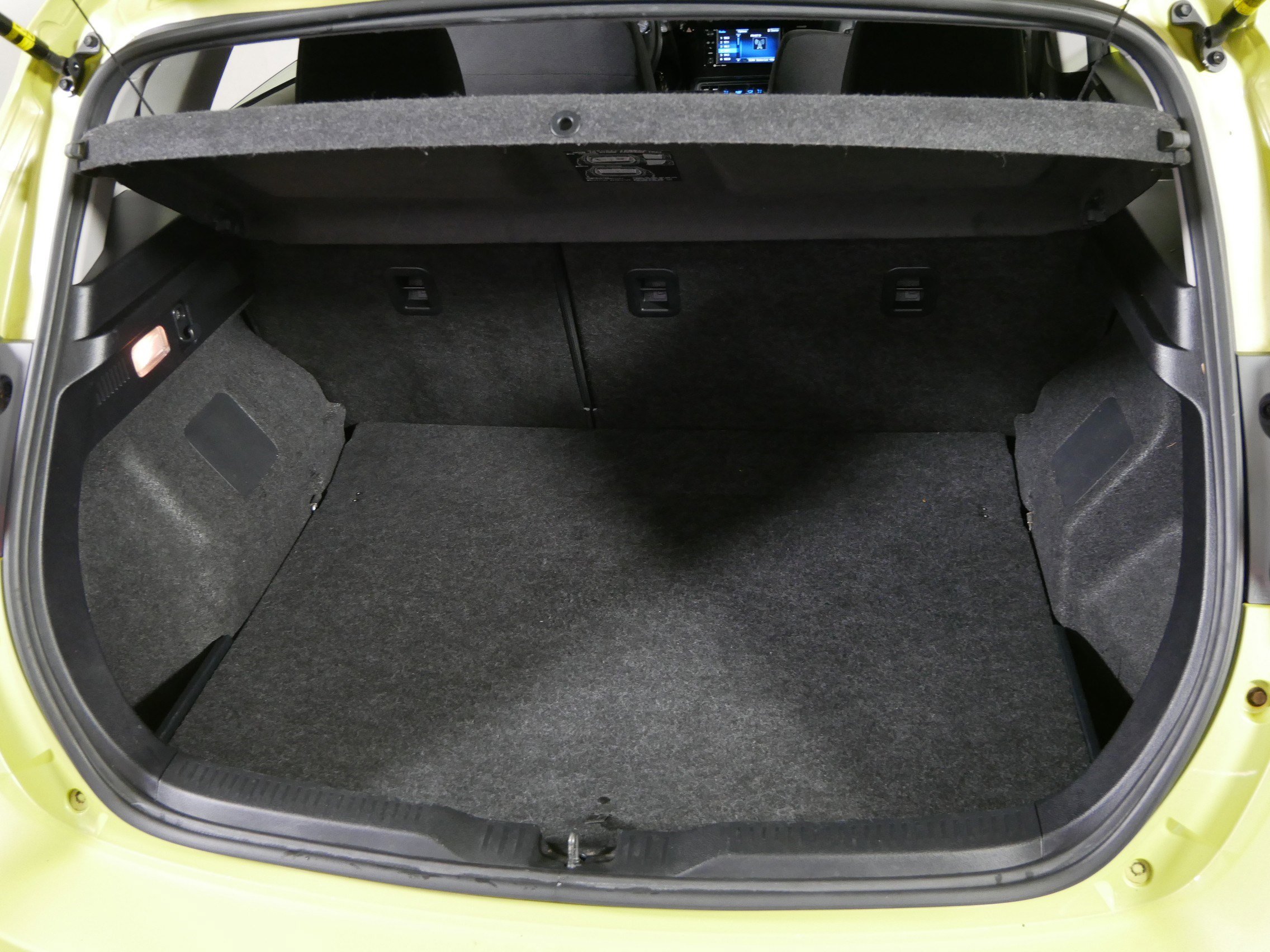 Used 2017 Toyota Corolla iM image 18