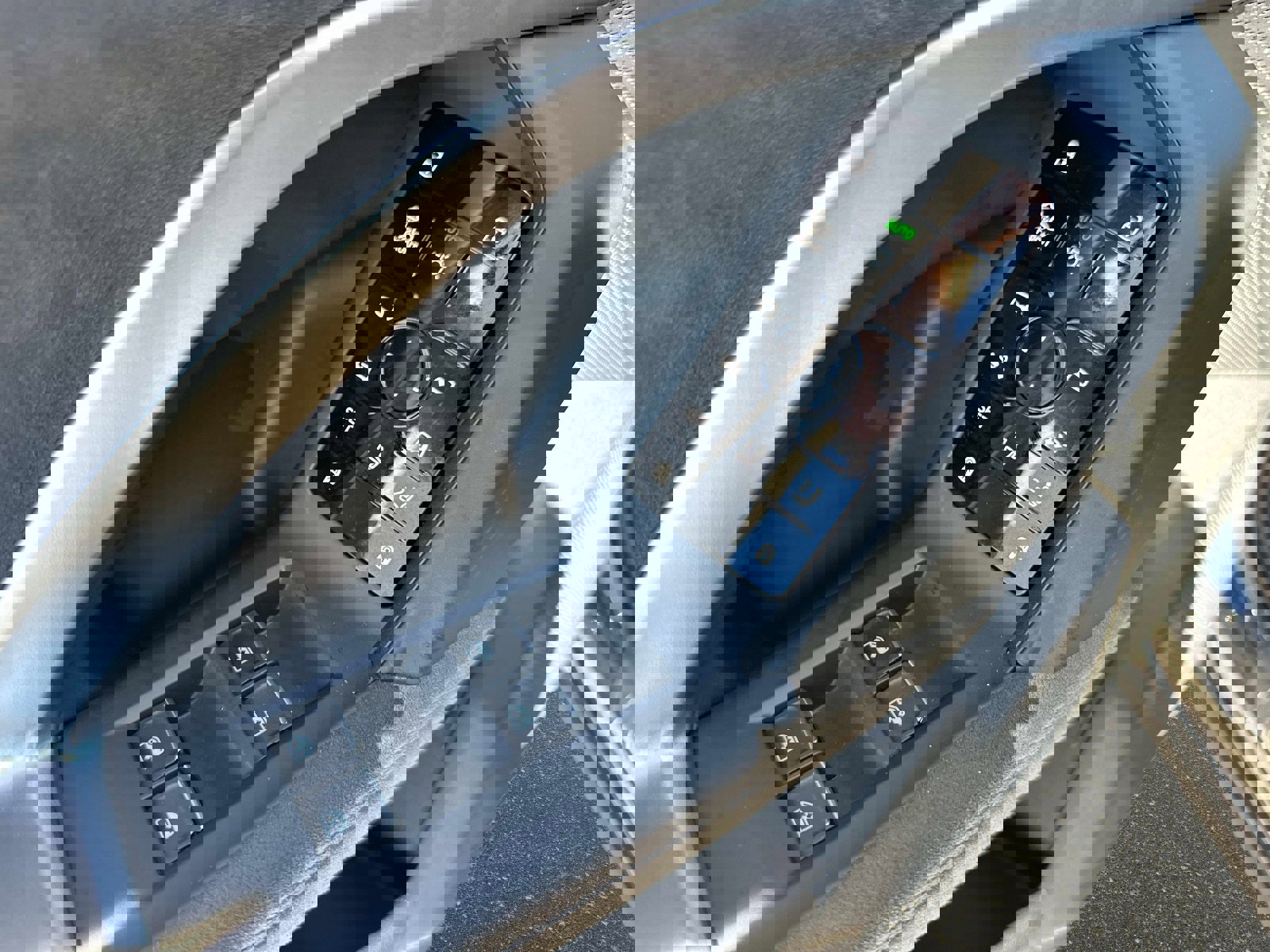 New 2025 Audi SQ5 Premium Plus image 18