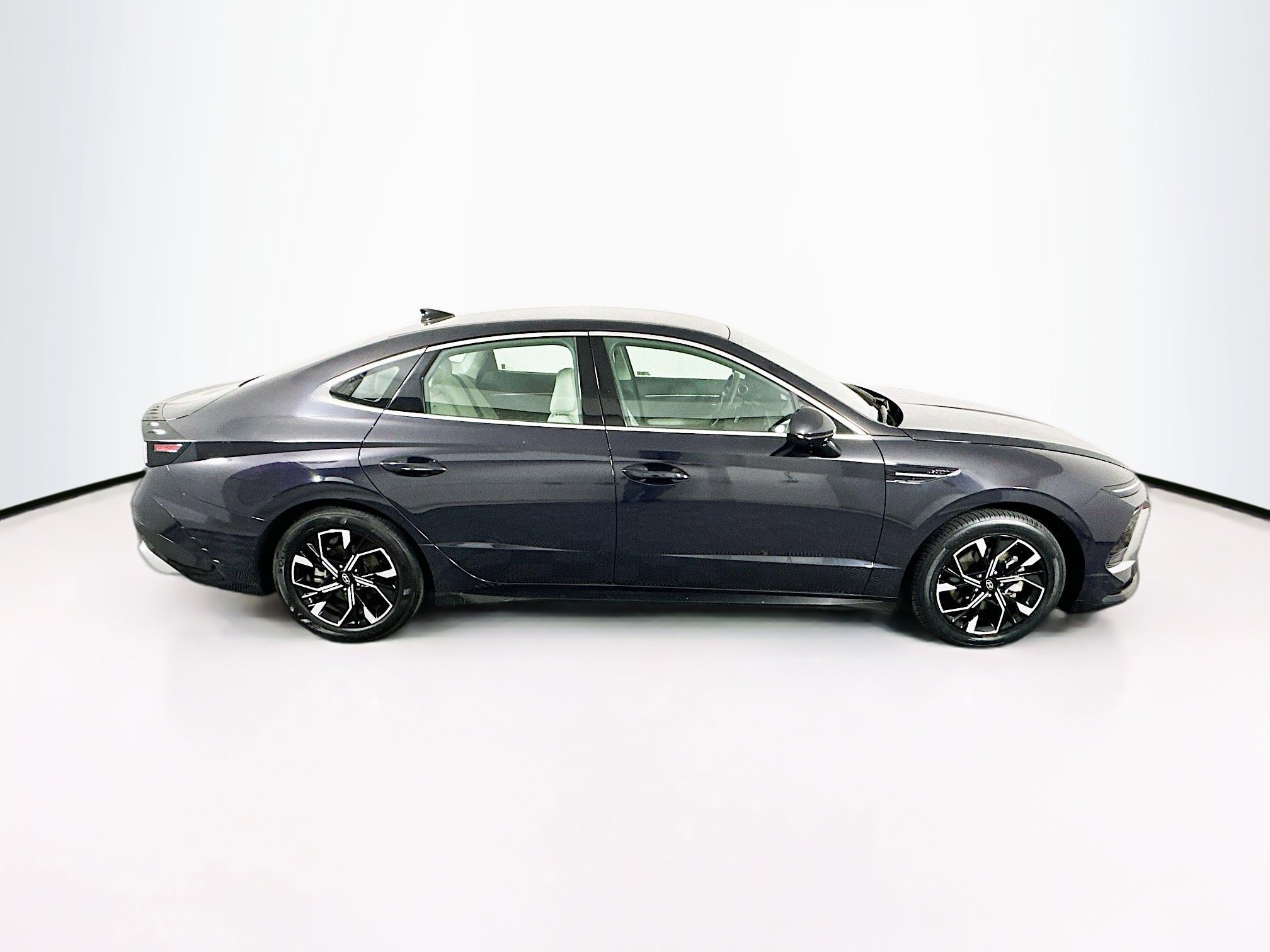 Used 2025 Hyundai Sonata SEL image 10
