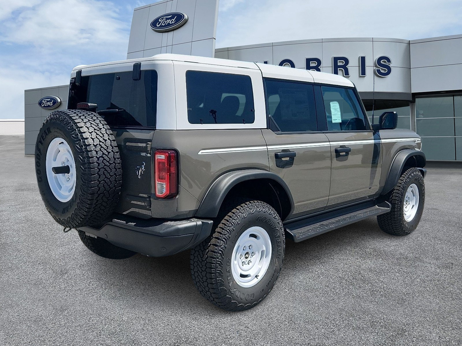 New 2026 Ford Bronco Heritage Edition AWD/4WD image 4