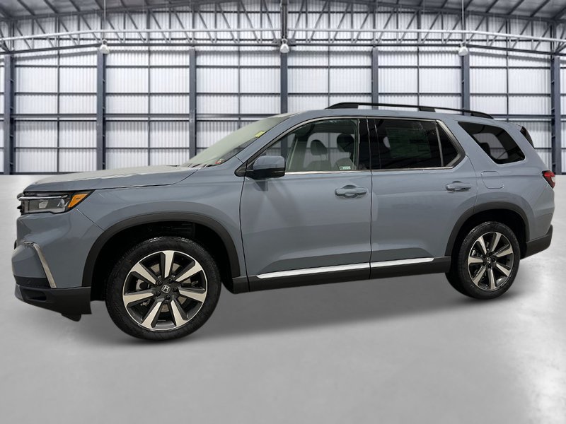 New 2025 Honda Pilot Touring image 2