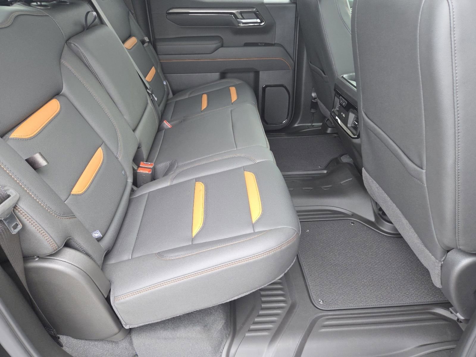 New 2026 GMC Sierra 1500 AT4 w/ AT4 Premium Package image 27