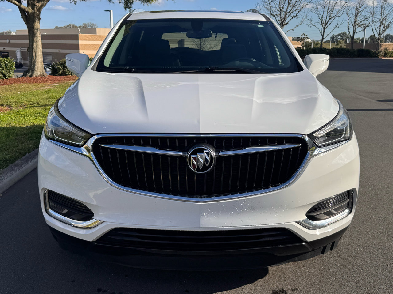 Used 2019 Buick Enclave Essence image 4