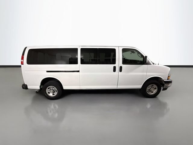 Used 2024 Chevrolet Express 3500 LT w/ LT Preferred Equipment Group RWD image 8